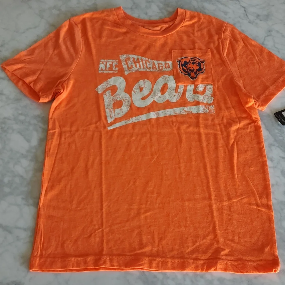 NFC Chicago Bears Pocket T-shirt Ladies Woman Orange Size Large NWT Short Sleeve